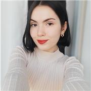 Studentessa di Lingue e letterature straniere diplomata al liceo classico, offre ripetizioni e aiuto compiti di Italiano e storia a ragazzi di elementari e medie